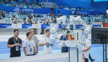 携手天工包揽前三！领益智造双冠加冕！揭秘中国智造新名片背后的硬核突围  