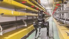 四足式机器人智能巡检 守护地下“动脉” 