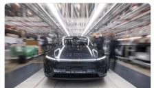特斯拉柏林超级工厂第 10 万辆焕新 Model Y 生产下线，用时约 7 个半月_中国机器人网 