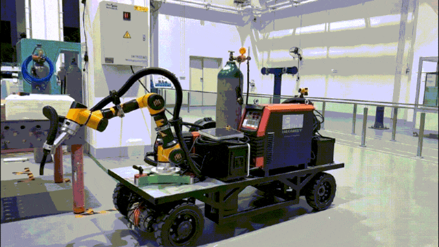 从示教到自教！这家中国企业造出焊接智能体，彻底改写制造业规则 