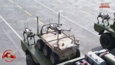 阅兵式上展示的机器狼+激光武器，都已经民用化？ 