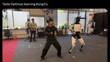 马斯克回归初见成效：Optimus开始学功夫 特斯拉官宣年底推出第三代人形机器人 