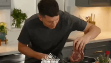 干家务一小时挣1000元，具身智能时代人类新岗位 