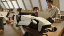 7499元!全球首款家庭智能体机器人来了，越疆率先让具身智能走入家庭日常 