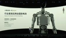 人形机器人IRON发布：从实验室原型到商业场景的技术跃迁 