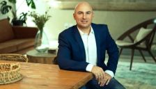 硅谷老兵创办Majestic Labs获1亿美元融资，挑战AI服务器的“阿喀琉斯之踵” 