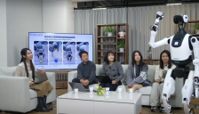 北京人形开源最新VLM模型，推动具身智能再迈关键一步 ! 