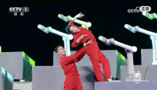 当机器人跳出“海上芭蕾”：全运会的舞台，已成中国尖端科技最好的秀场 