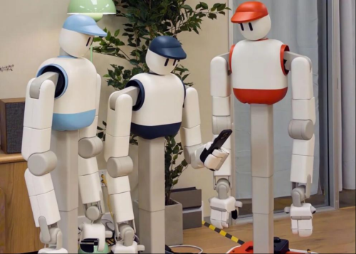 家庭服务机器人展现猫级智能