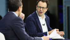 Anthropic CEO警示AI泡沫风险 暗指对手孤注一掷 