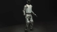 英国黑马5个月造出双足机器人 