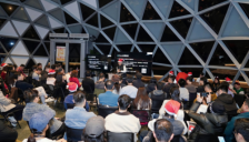 40支队伍24小时鏖战 AI黑客松现场持续爆灯 