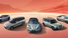 2025车企年终销量成绩公布 新势力仅三家达标 比亚迪纯电车型首超特斯拉登顶全球销冠 