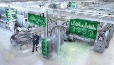 施耐德电气以数智化转型释放产业潜力 