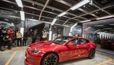 车企降价潮来袭 特斯拉小米等热门车型参与 
