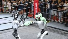 机器人亮相春晚 赞助金额达5亿 