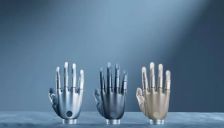 强脑科技角逐机器人行业年度评选 