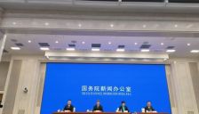 2025年工信领域贡献超四成经济增长，AI融入七成领航工厂，数字产业利润达3.1万亿 