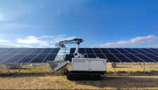 仁洁智能角逐2025中国机器人行业年度评选 