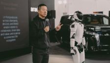 贾跃亭人形机器人计划遭质疑 