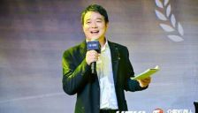 URKL联赛启动：众擎以拳击赛推动具身智能产业发展 