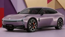 何小鹏发布2026年开工信：量产机器人与飞行汽车 试点Robotaxi运营 