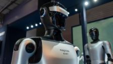 MWC展魔法原子春晚机器人惊艳亮相 持续引领行业创新 