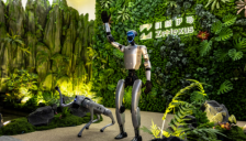 亦庄机器人携手机械伊甸 首创全球双4S融合模式 