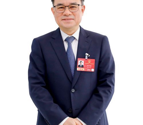全国人大代表朱华荣建议规范自动驾驶表述 推动量产准入标准