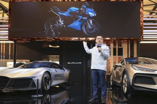 风巡摩托GURUMA携AI赋能智慧出行新物种亮相AWE