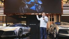 风巡摩托GURUMA携AI赋能智慧出行新物种亮相AWE 