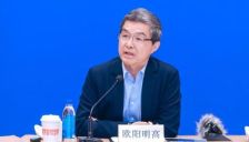 欧阳明高：纯电驱动优势显著 全固态电池量产仍需三五年 