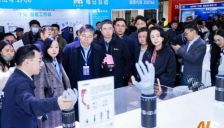 AI Show 2026月泉仿生发布Y-Hand M2 获创新应用奖 