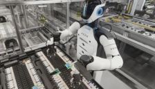 宝马全球首发量产线人形机器人 中国技术成关键 