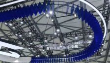 清洁机器人赛道拥挤 无人化与出海加速 