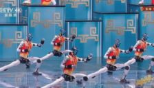 具身大模型：先对齐评测，再对齐世界 