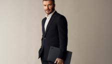 贝克汉姆入局AI 牵手联想冲刺首届AI赋能的世界杯 