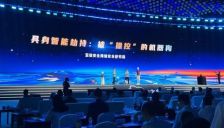 硅基员工引爆智能体攻防：从被动响应到自主防御，AI原生成必选项 