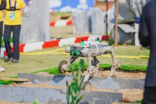 勇士挑战赛“无人区”最大赢家：智身科技如何跨越自主导航生死门槛