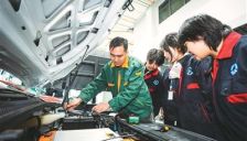 新能源车维修服务亟待补齐短板，提升维修保障能力 