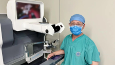 北京大学首钢医院冷建军团队应用术锐单孔蛇形臂机器人完成20多例高难度肝胆胰手术 