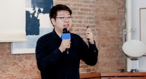 「破壳机器人」许华哲：未来两年中国将出现可用的家庭机器人