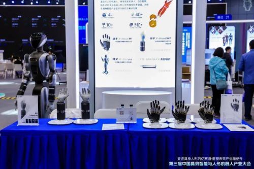 专访月泉仿生胡喆祺：深耕灵巧手技术，引领人形机器人产业变革