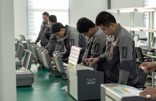 客户加价将海运改为空运，中国变压器周边受AI推动而兴起