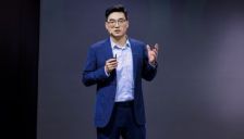轻舟智航CEO于骞：物理世界AI未来十年将爆发，乘用车完全无人驾驶最早或于2028年到来 