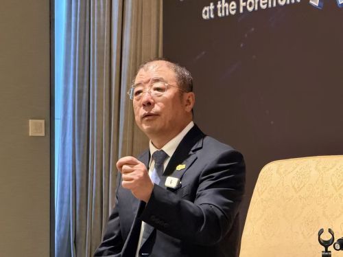 从几年一遇到一年几遇，AI时代网络攻防进一步失衡，奇安信董事长齐向东表示网络安全行业主战场转向制造业与服务业
