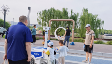 周末运河边“瓦力”机器人走红 副中心“青年人才活力周末”设隐藏彩蛋 