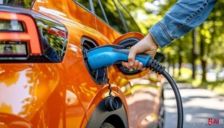 车市电涨油降现象原因分析 