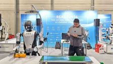 乐聚ICRA REAL-I展示一天人形机器人训练效果 