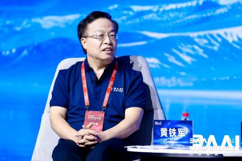 对话智源研究院理事长黄铁军：构建完整的世界模型是一条漫长的道路